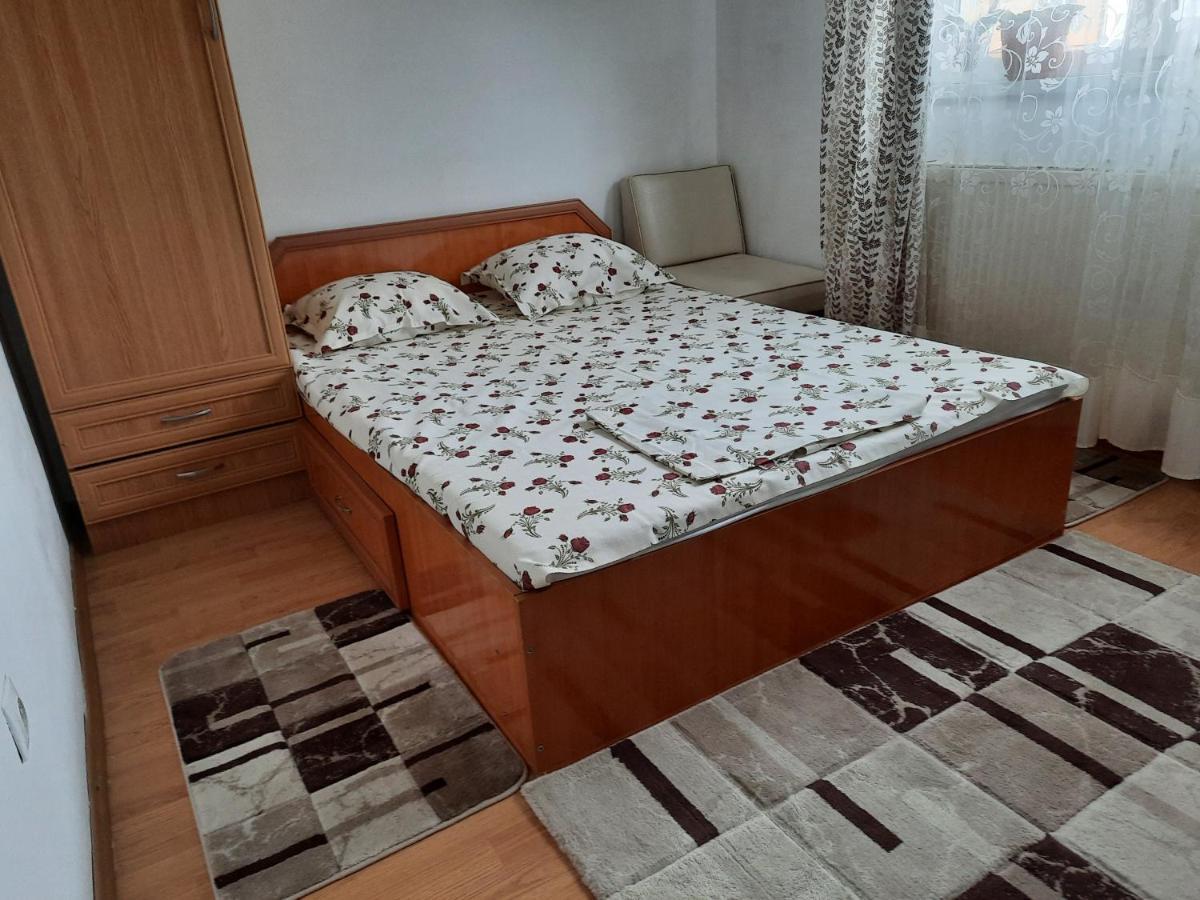 Apartament Casa Lica Caciulata Zewnętrze zdjęcie